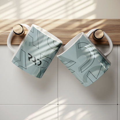 RAAD_Lifestyle_Hanging_Mockup.png_16204956