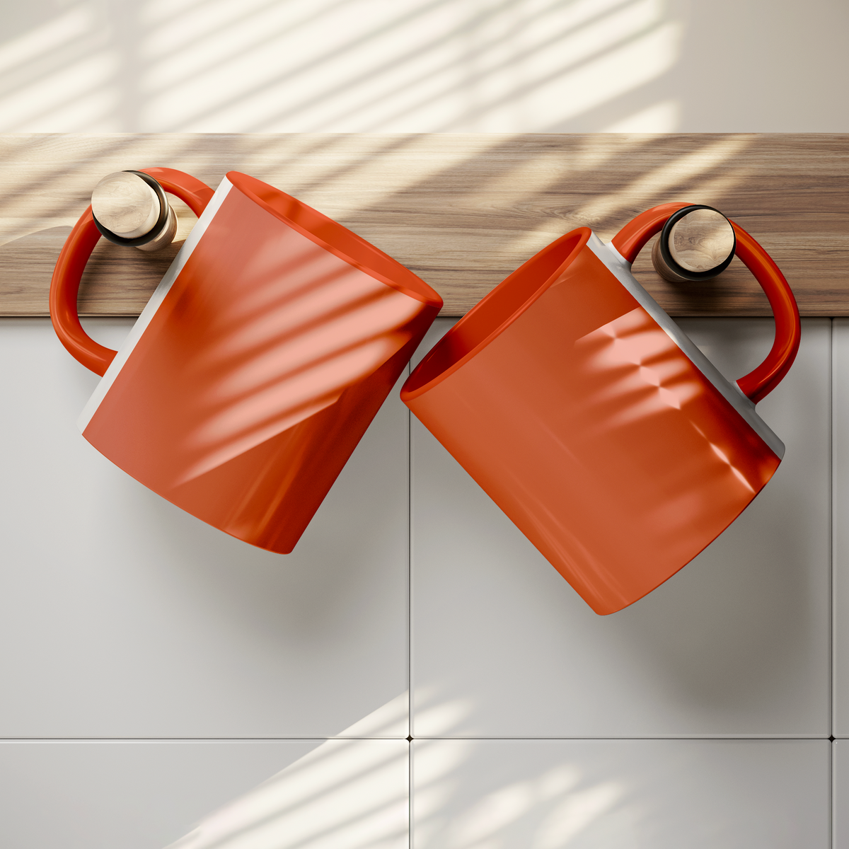 o_Lifestyle_Hanging_Mockup.png_16201587